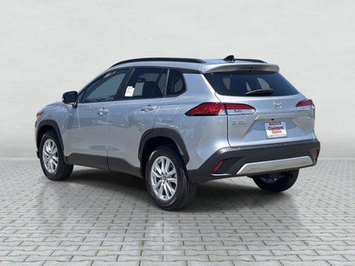 2025 Toyota Corolla Cross LE