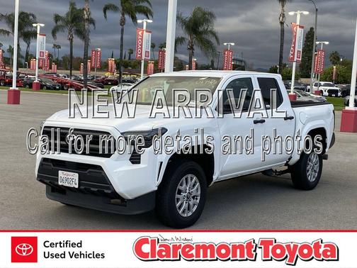 2025 Toyota Tacoma SR