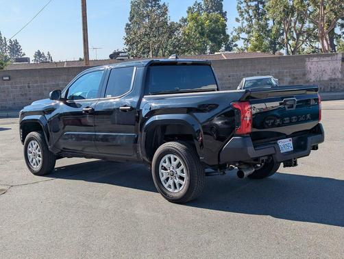 2025 Toyota Tacoma SR