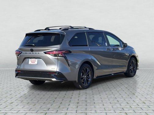 2026 Toyota Sienna XSE 7 Passenger