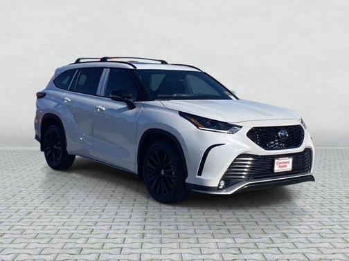 2026 Toyota Highlander XSE