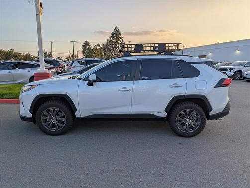 2023 Toyota RAV4 Hybrid XLE Premium