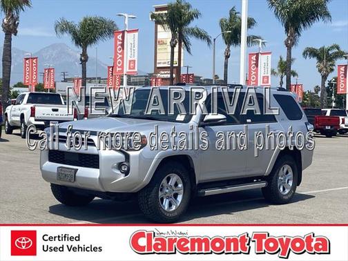 2022 Toyota 4Runner SR5 Premium