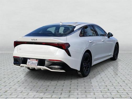 2025 Kia K5 LXS
