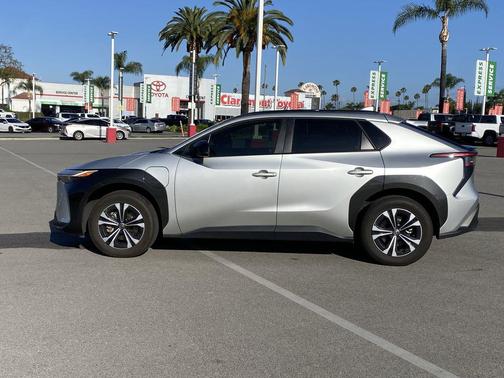 Elemental Silver Metallic 2023 Toyota bZ4X XLE