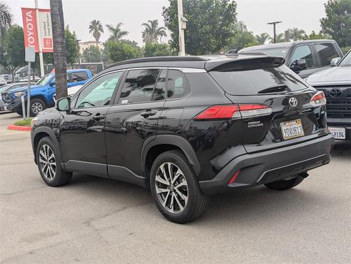 2023 Toyota Corolla Cross XLE