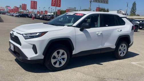 2024 Toyota RAV4 LE
