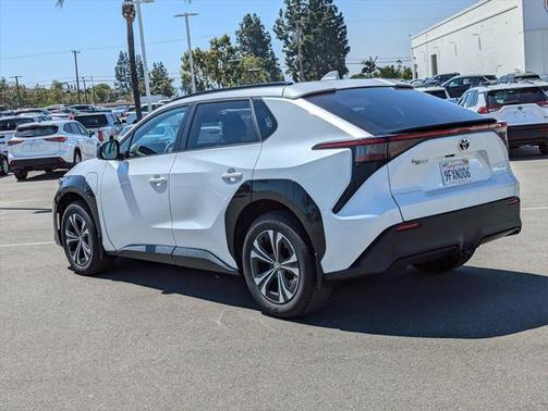 2023 Toyota bZ4X XLE