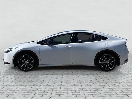 2024 Toyota Prius XLE