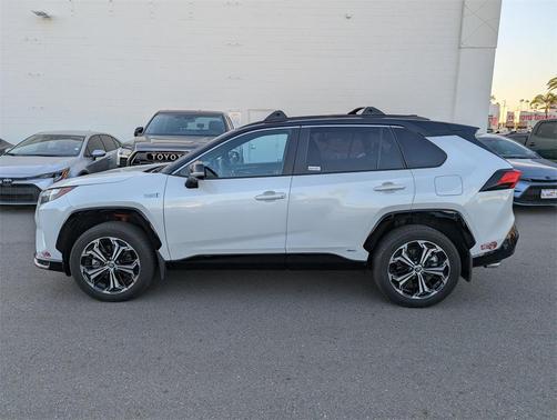 2024 Toyota RAV4 Prime XSE