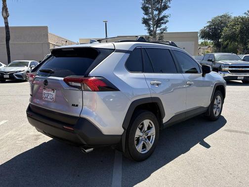 Silver Sky Metallic 2025 Toyota RAV4 XLE