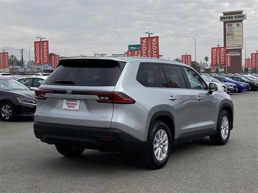 2025 Toyota Grand Highlander XLE