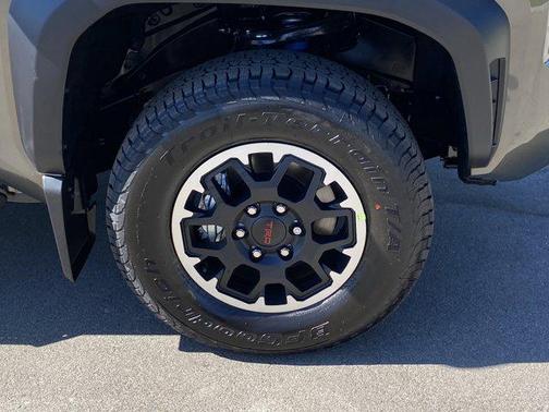 2025 Toyota Tacoma TRD Off Road