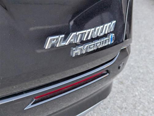 2024 Toyota Sienna Platinum