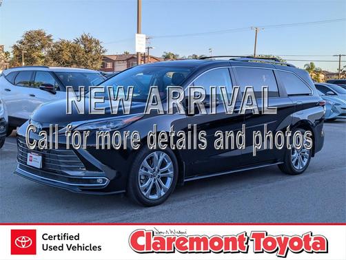 2024 Toyota Sienna Platinum