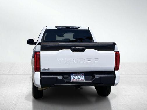 Ice 2025 Toyota Tundra SR5