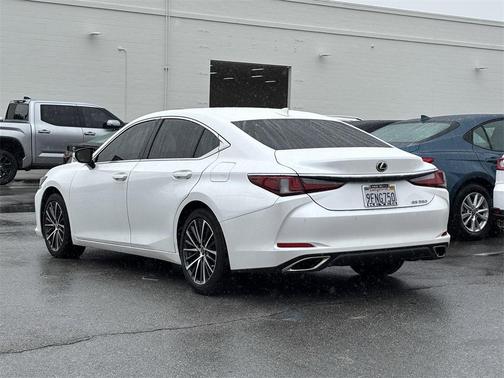 2023 Lexus ES 350 Base