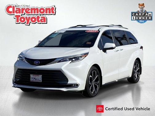 White 2025 Toyota Sienna Platinum