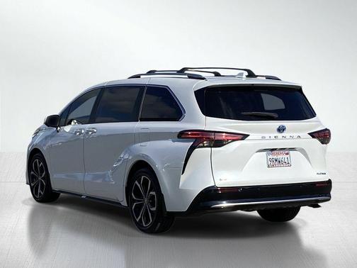 White 2025 Toyota Sienna Platinum