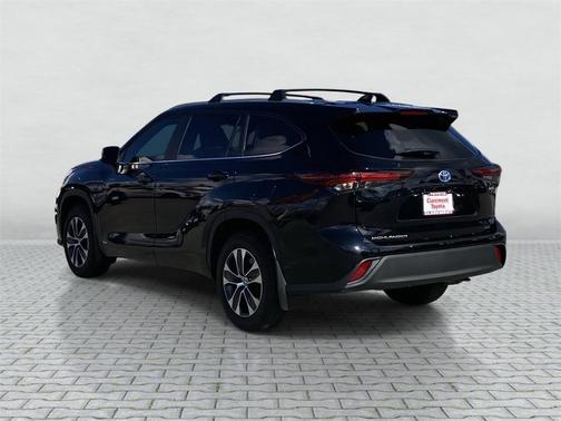 2024 Toyota Highlander Hybrid XLE