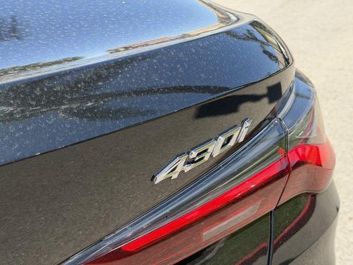 Black Sapphire Metallic 2022 BMW 430 i xDrive
