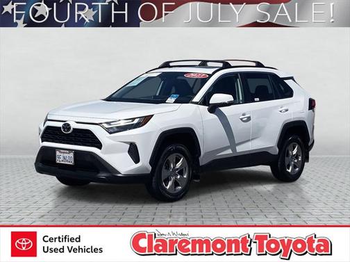2023 Toyota RAV4 XLE
