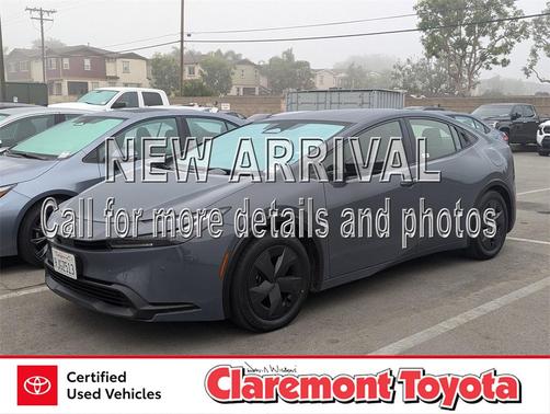 2024 Toyota Prius LE