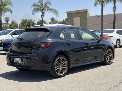Midnight Black Metallic 2024 Toyota Corolla SE