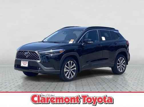 2025 Toyota Corolla Cross XLE