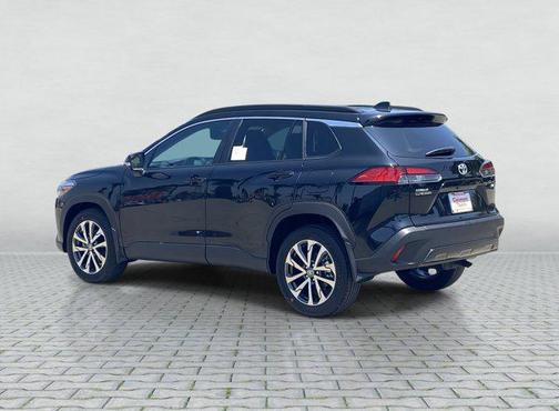 2025 Toyota Corolla Cross XLE