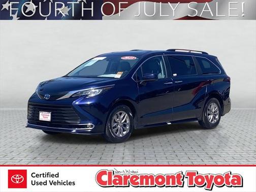 2023 Toyota Sienna XLE 8 Passenger