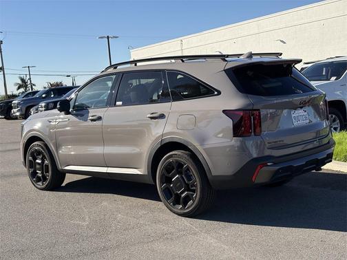 2025 Kia Sorento SX
