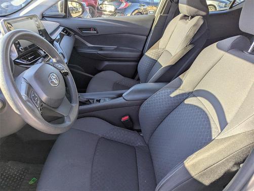2020 Toyota C-HR LE
