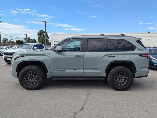 2025 Toyota Sequoia Platinum