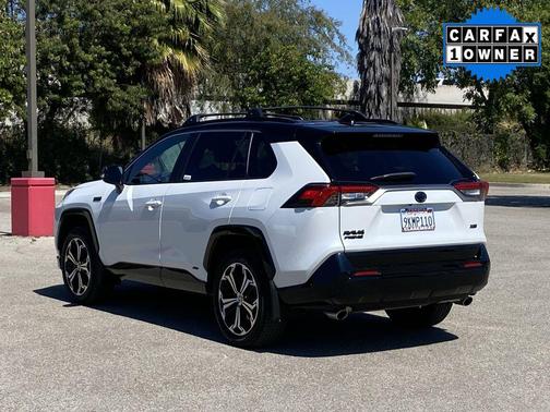 2024 Toyota RAV4 Prime XSE