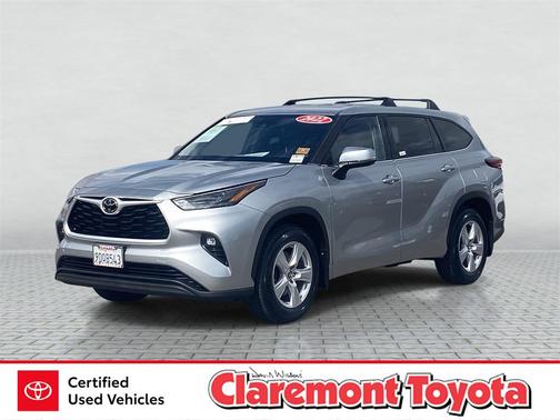 2022 Toyota Highlander LE