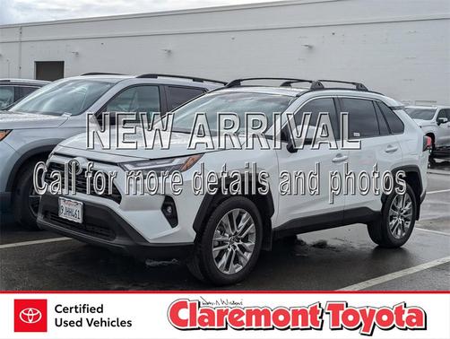 2023 Toyota RAV4 XLE Premium