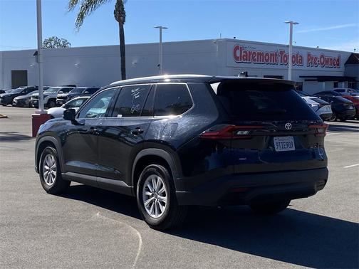 2025 Toyota Grand Highlander XLE