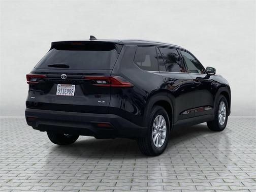 2025 Toyota Grand Highlander XLE