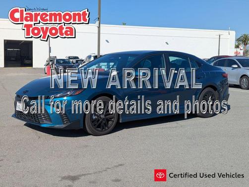 2026 Toyota Camry SE