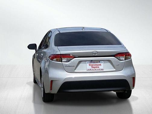 Classic Silver Metallic 2025 Toyota Corolla LE