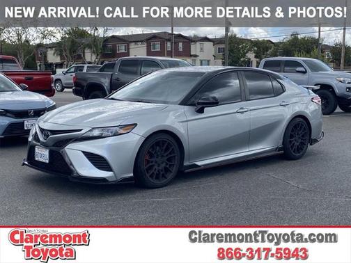 2020 Toyota Camry TRD