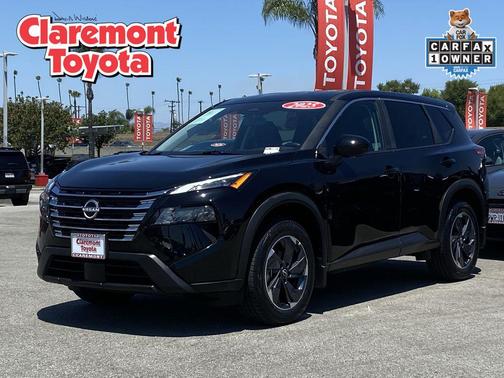 Super Black 2025 Nissan Rogue SV