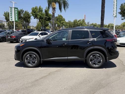 Super Black 2025 Nissan Rogue SV