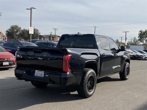 2023 Toyota Tundra Platinum