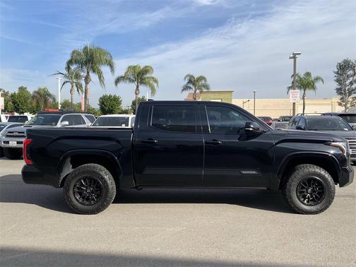 2023 Toyota Tundra Platinum