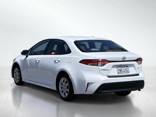 Ice 2026 Toyota Corolla LE