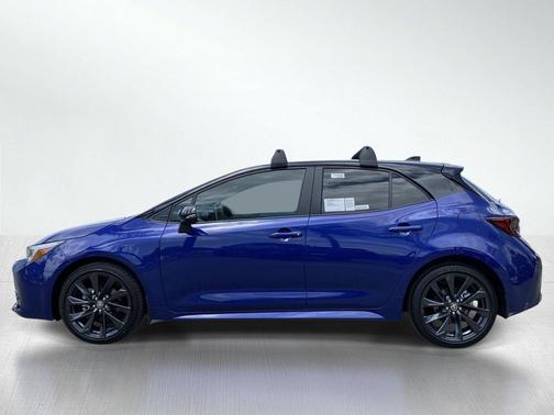 Blue Crush Metallic/Midnight Black Metallic 2026 Toyota Corolla XSE