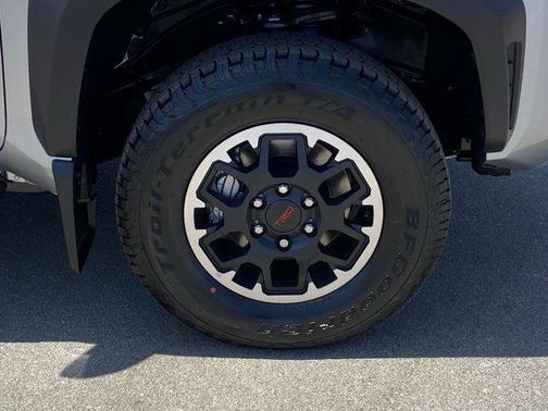 2025 Toyota Tacoma TRD Off Road