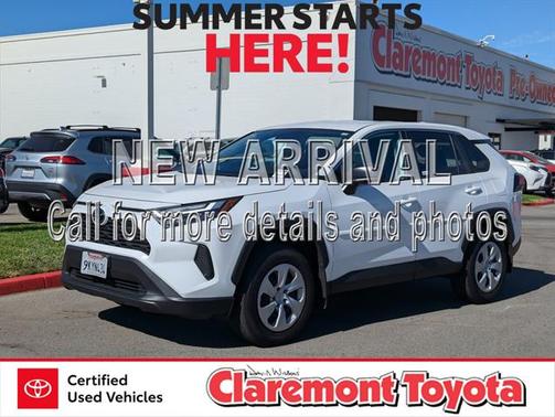 2024 Toyota RAV4 LE